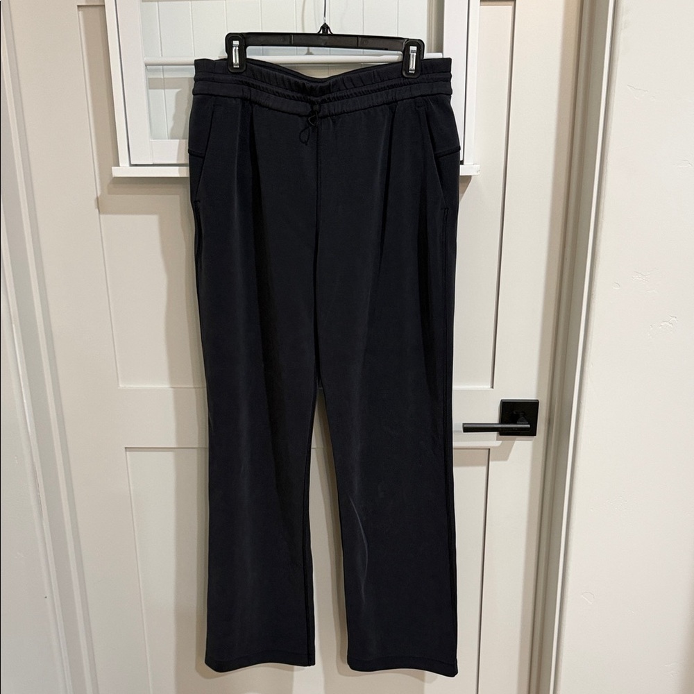 Women’s Black Pants